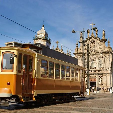 Appartamento Host Wise - Cozy Quiet Flat - Trindade Station OOporto Esterno foto